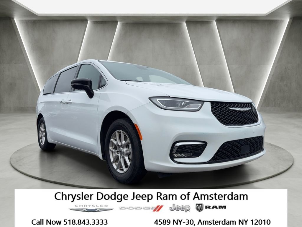 2025 Chrysler Pacifica