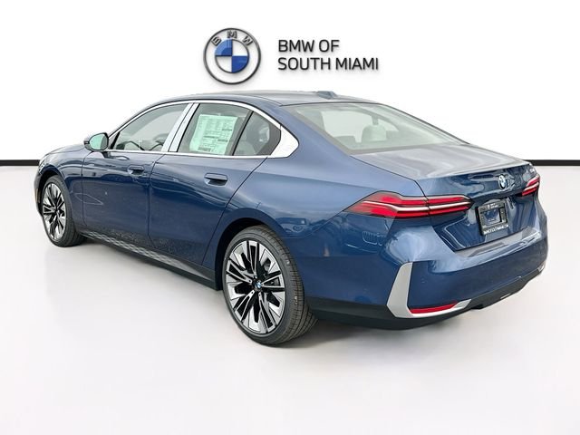 New 2026 Blue BMW 530i image 4