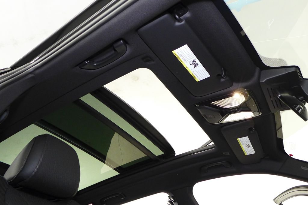 Used 2024 Black Sapphire Metallic BMW sDrive40i image 18