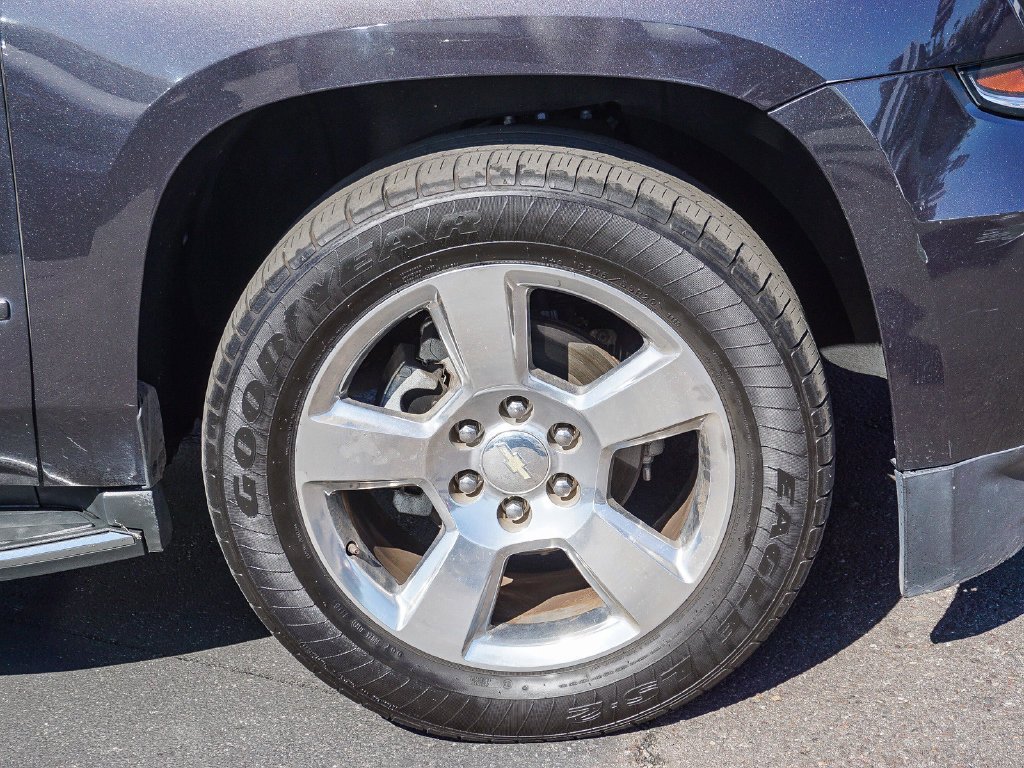 Used 2016 Tungsten Metallic Chevrolet LTZ image 9