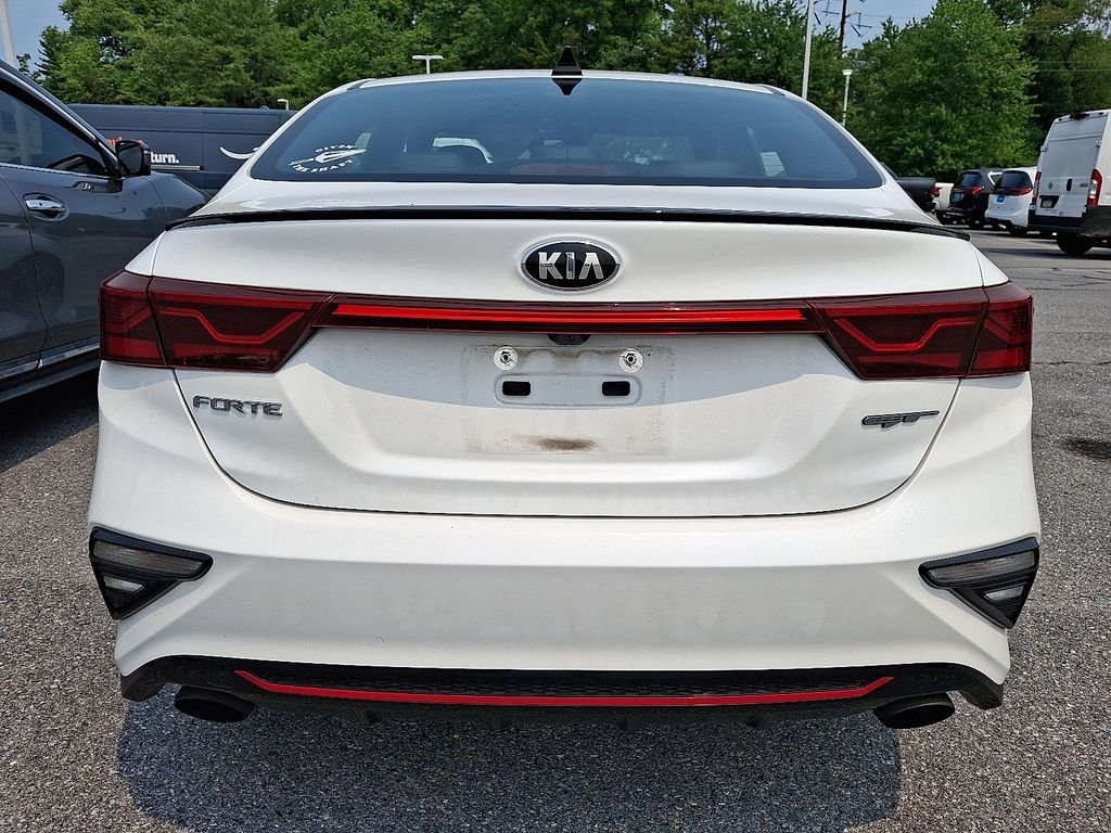 Used 2021 White Kia GT image 5