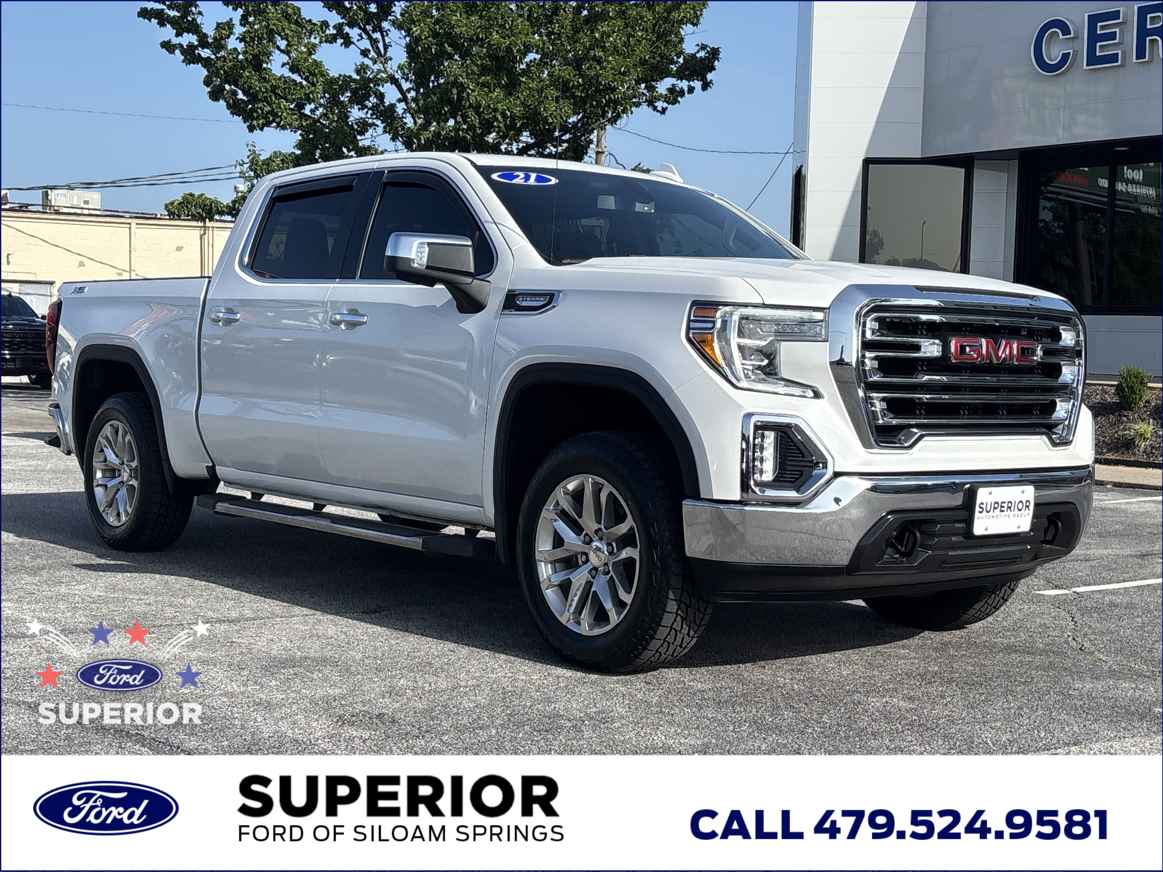Used 2021 White Frost Tricoat GMC SLT 4WD image 1