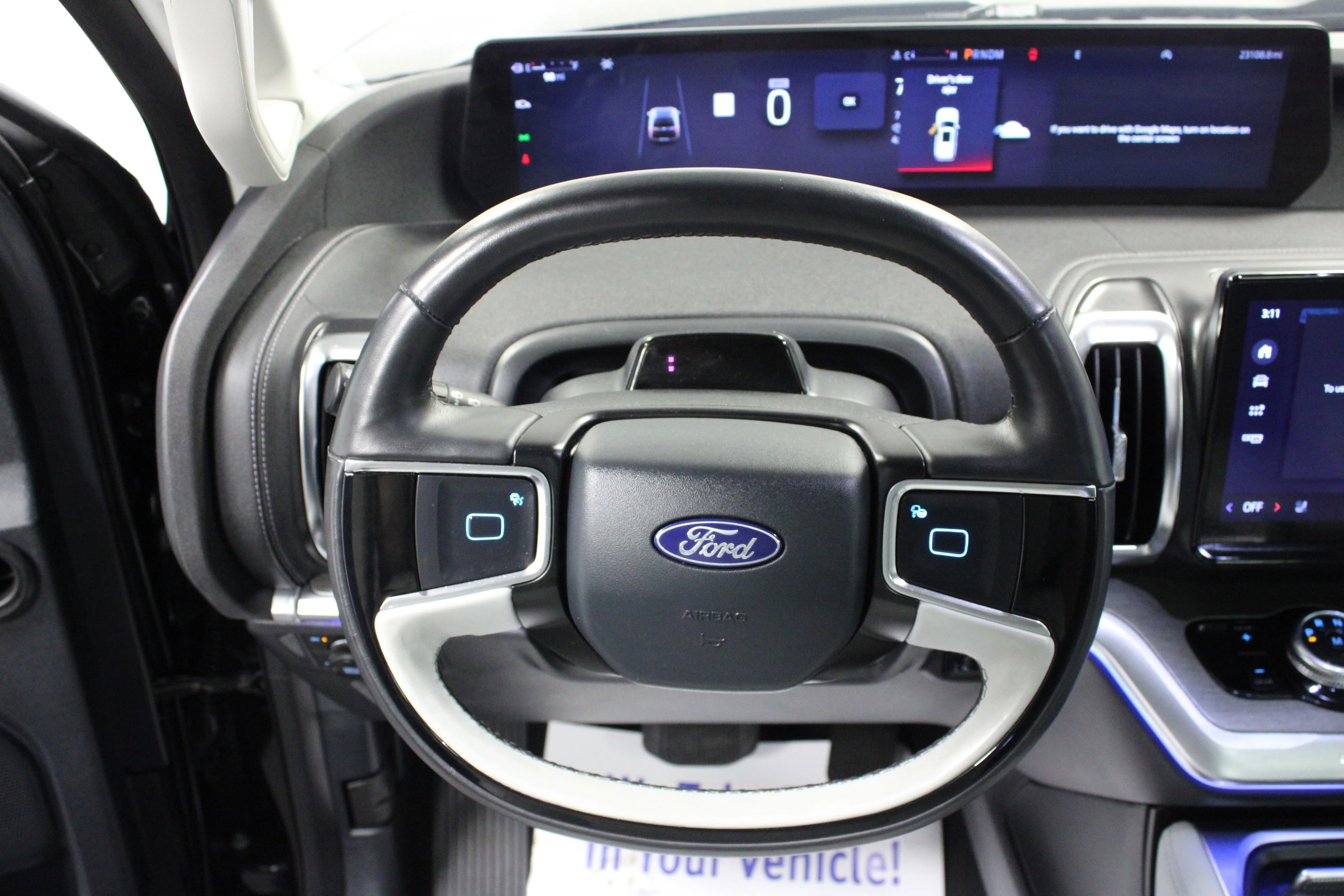 Used 2025 Black Metallic Ford Platinum image 18