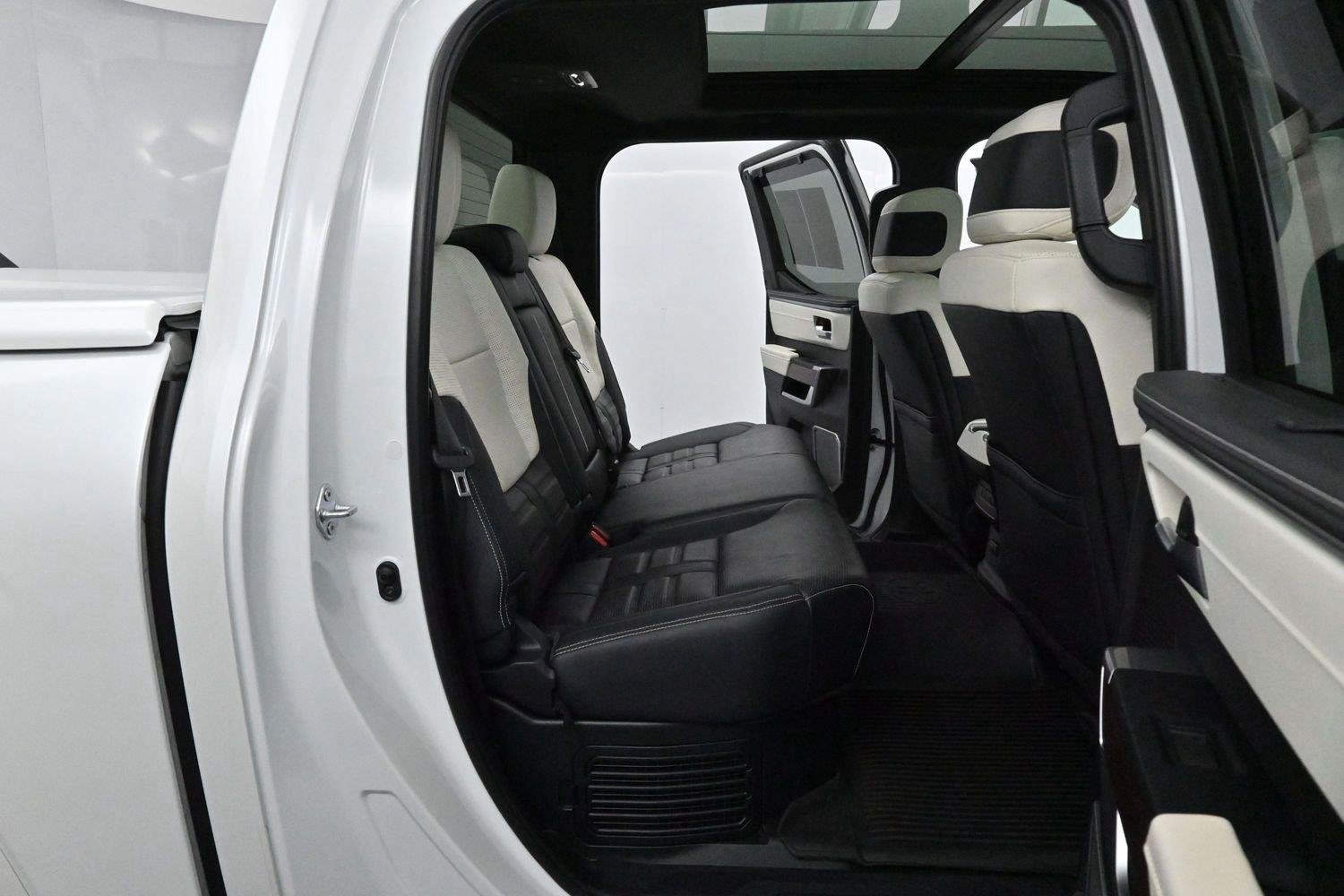 Used 2023 White Toyota Capstone Hybrid image 37