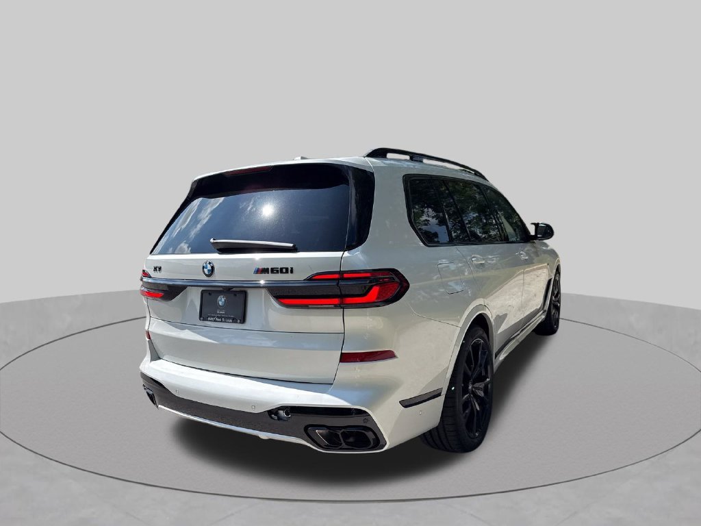 New 2027 White BMW M60i image 5