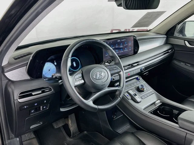 Used 2023 Black Hyundai Limited image 39