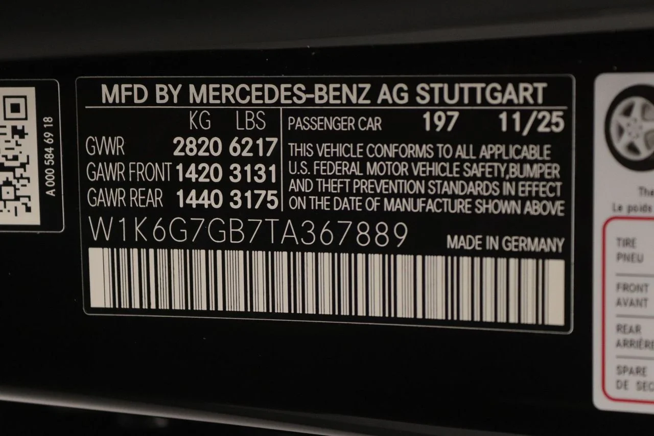 New 2026 Obsidian Black Metallic Mercedes-Benz S 580 4MATIC® image 12