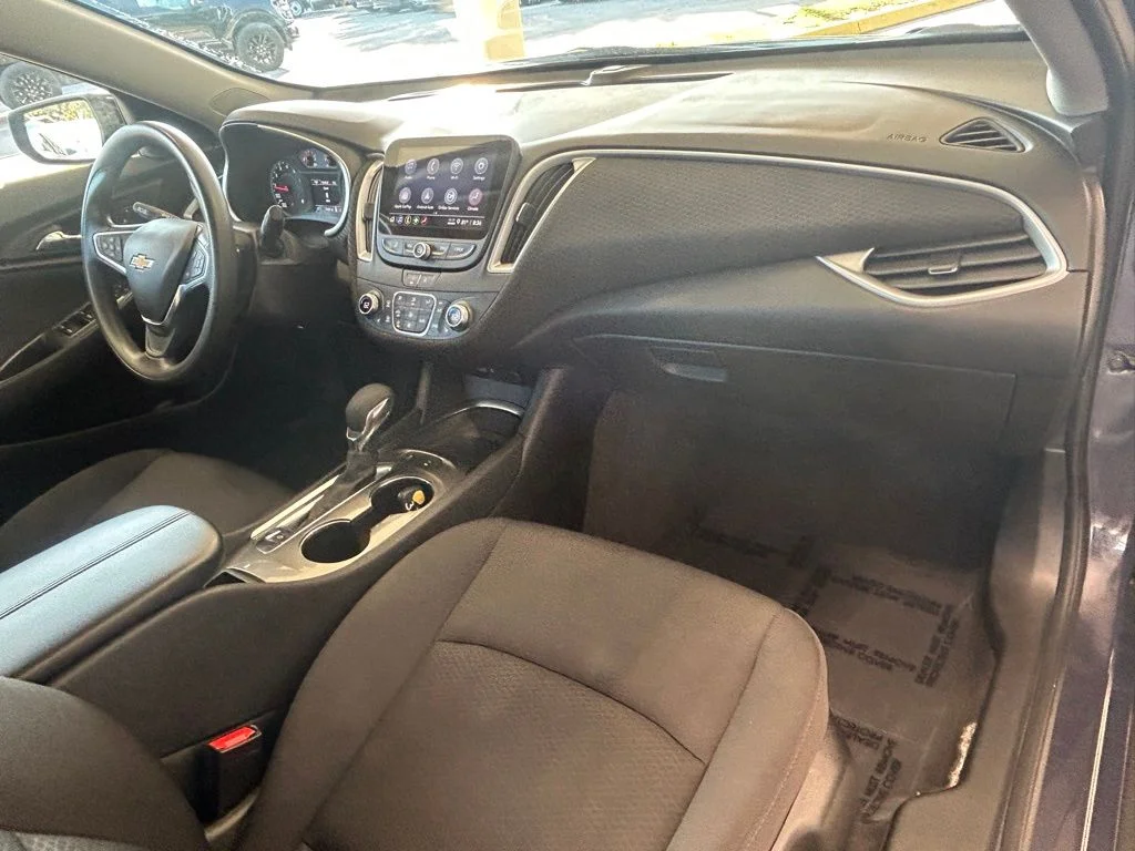 Used 2025 Black Chevrolet LT image 23