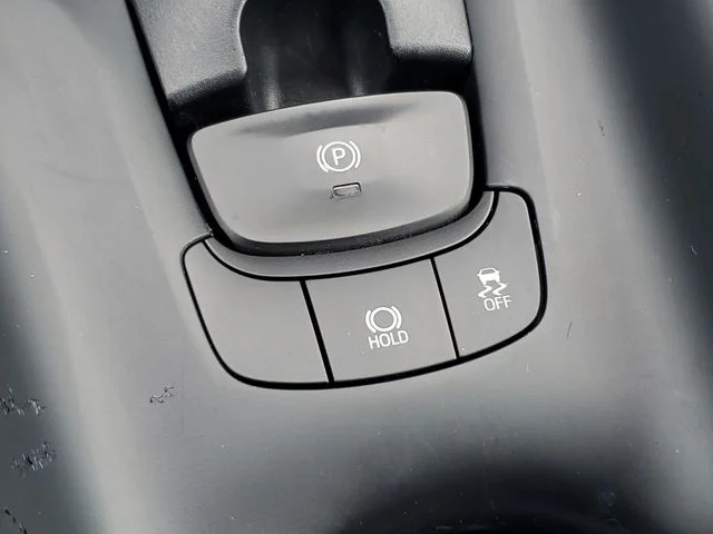 Used 2018 Blue Toyota XLE image 24