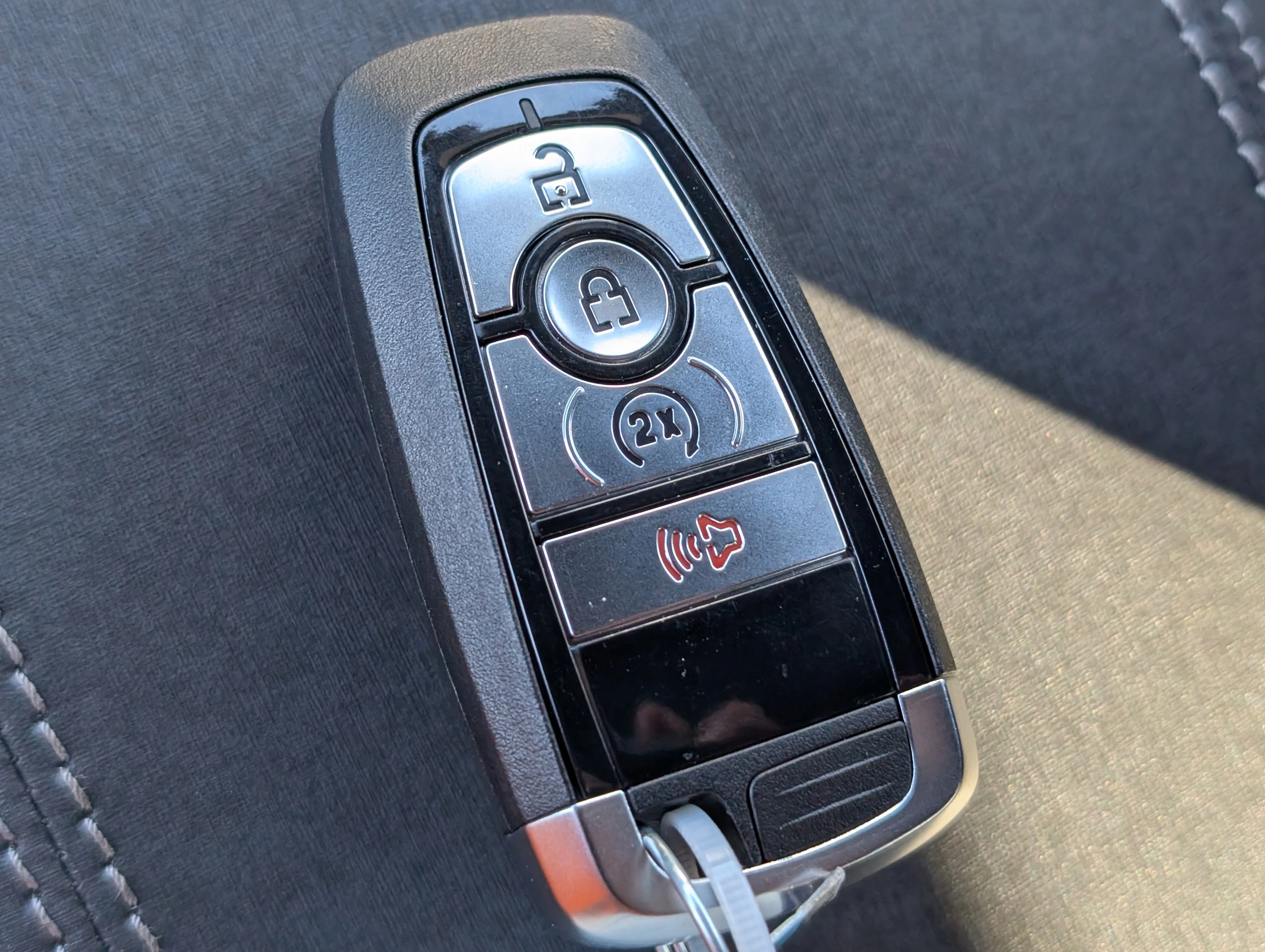 New 2026 Carbonized Gray Metallic FORD Big Bend image 31