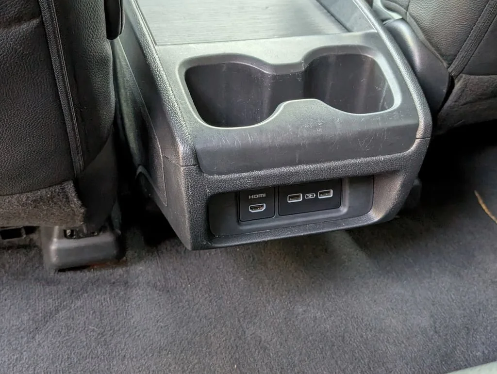 Used 2021  Honda Touring image 20