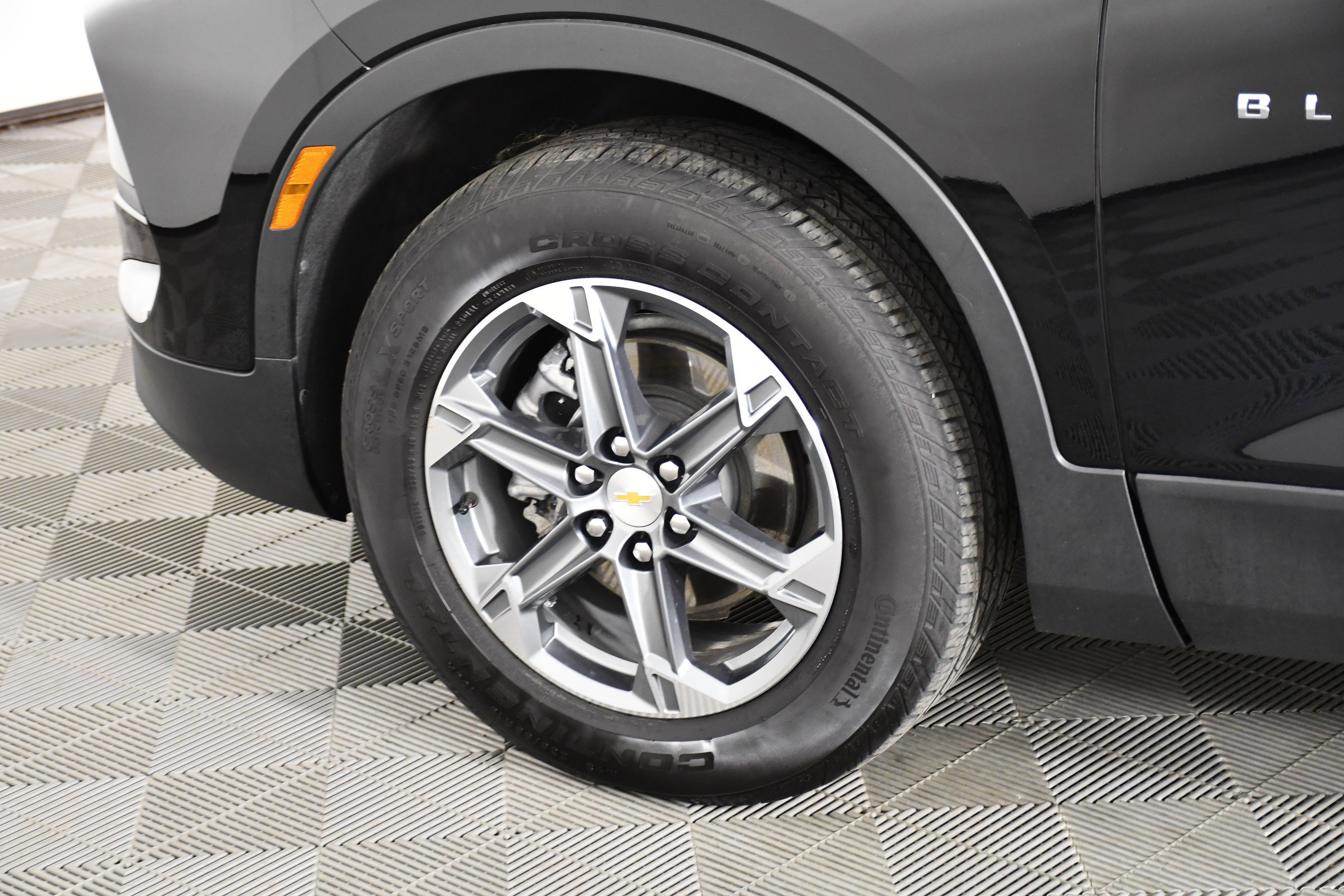 Used 2025 Black Chevrolet LT image 50
