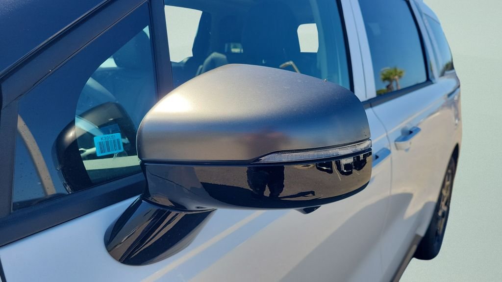 New 2026 Snow White Pearl Kia SX image 29