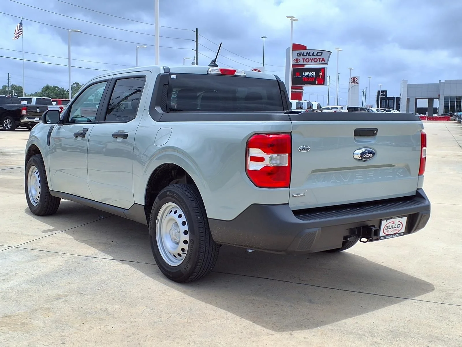 Used 2024 Green Ford XL image 2