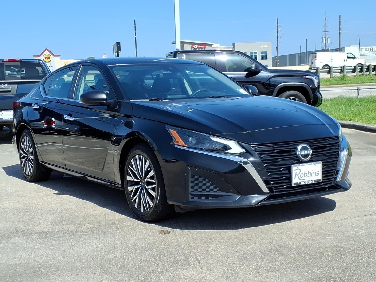 2024 Nissan Altima 2.5 SV Black at Robbins Nissan