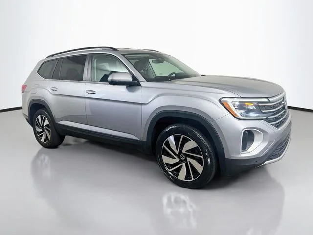 2025 Volkswagen Atlas SE w/Tech - Photo 25