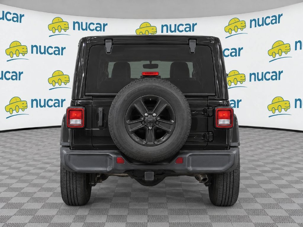 Used 2020 Black Jeep Unlimited Sahara Altitude image 7
