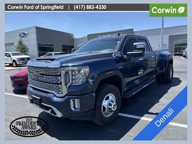 2021 GMC Sierra 4WD Crew Cab Long Box DRW Denali's photo