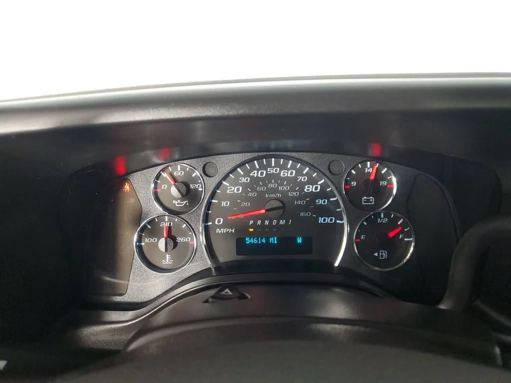 Used 2023 Summit White Chevrolet 1LS image 26