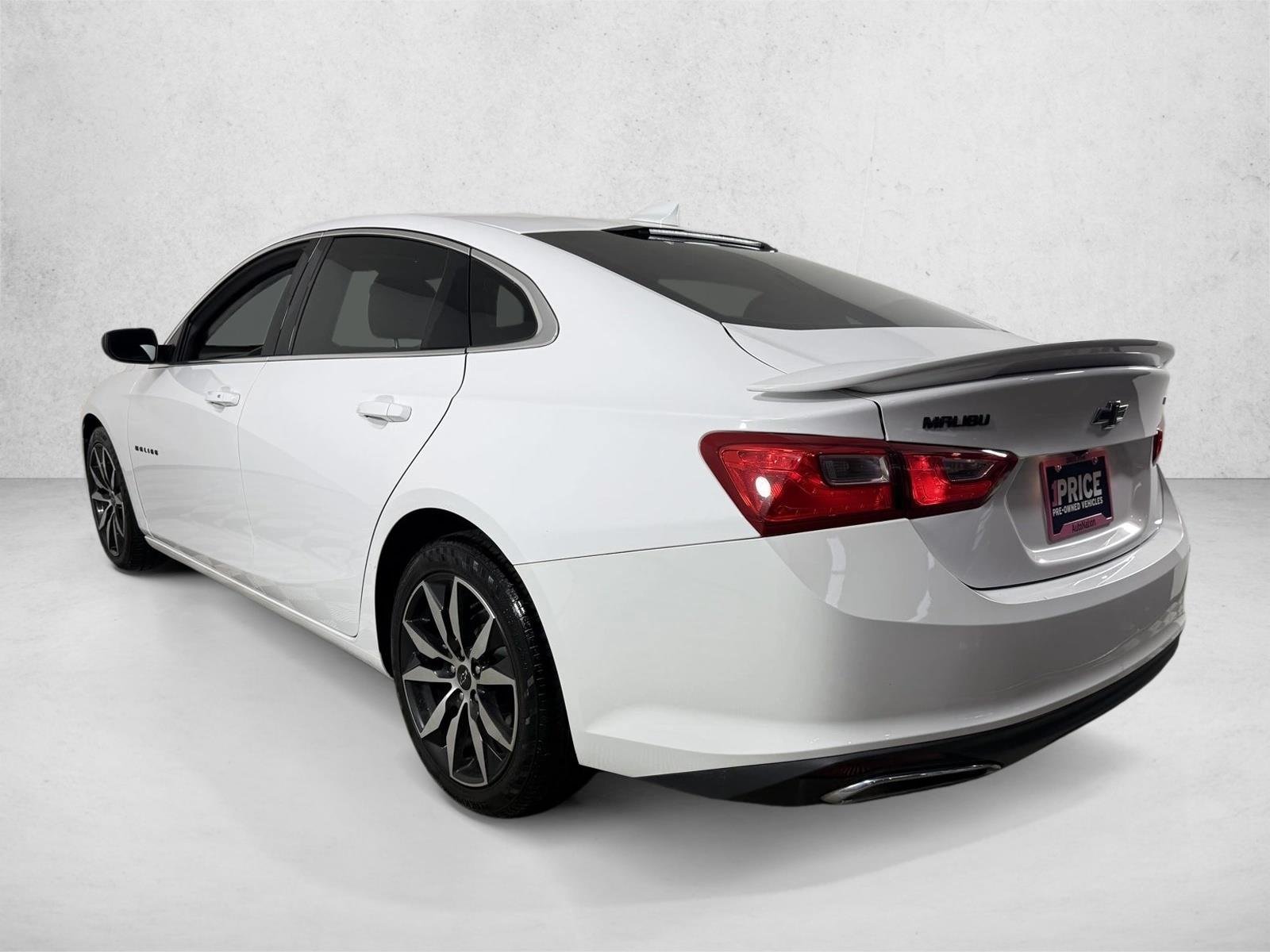 Used 2021 Summit White Chevrolet RS image 19