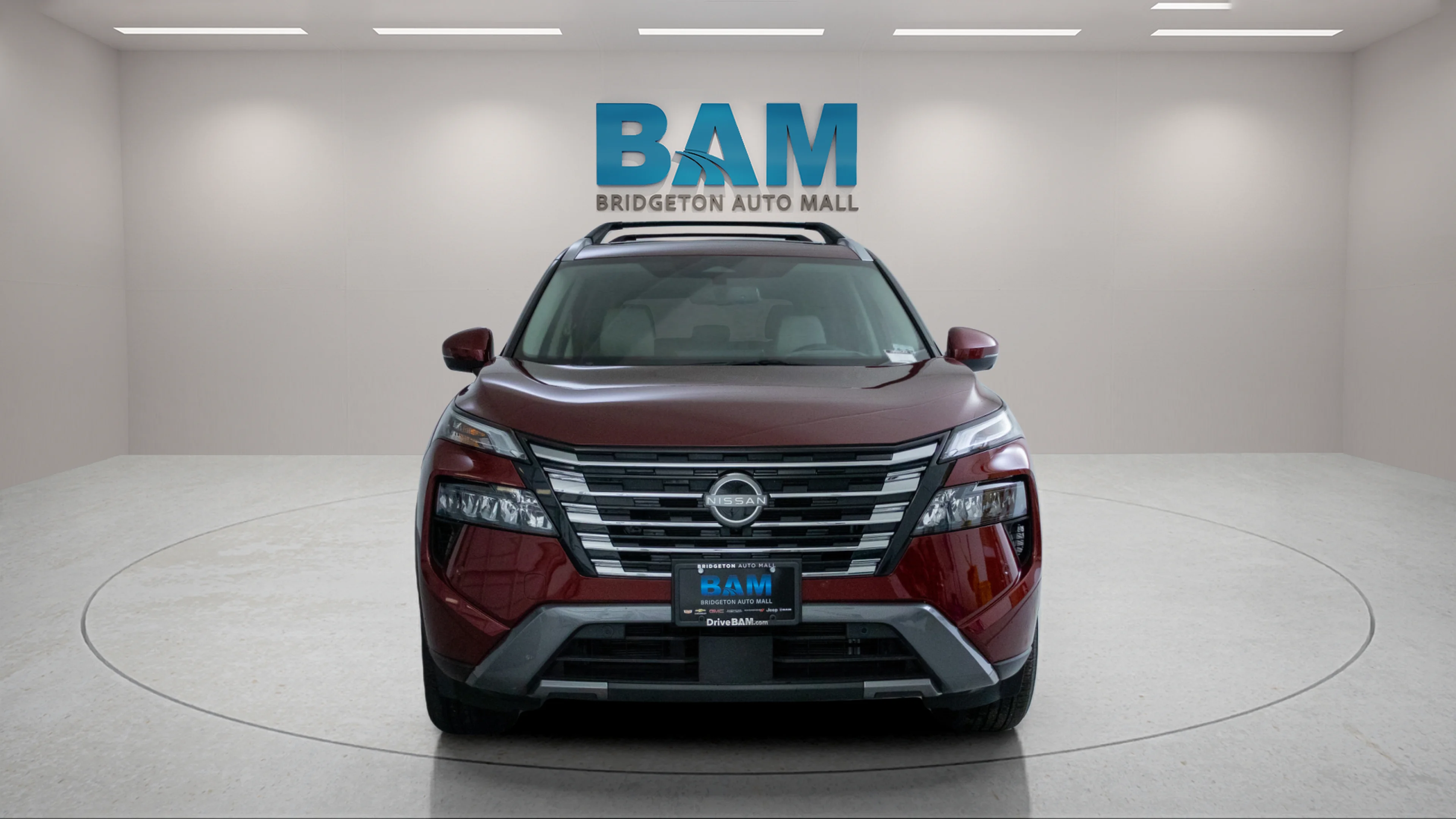 Used 2025 Scarlet Ember Tintcoat Nissan SL image 2