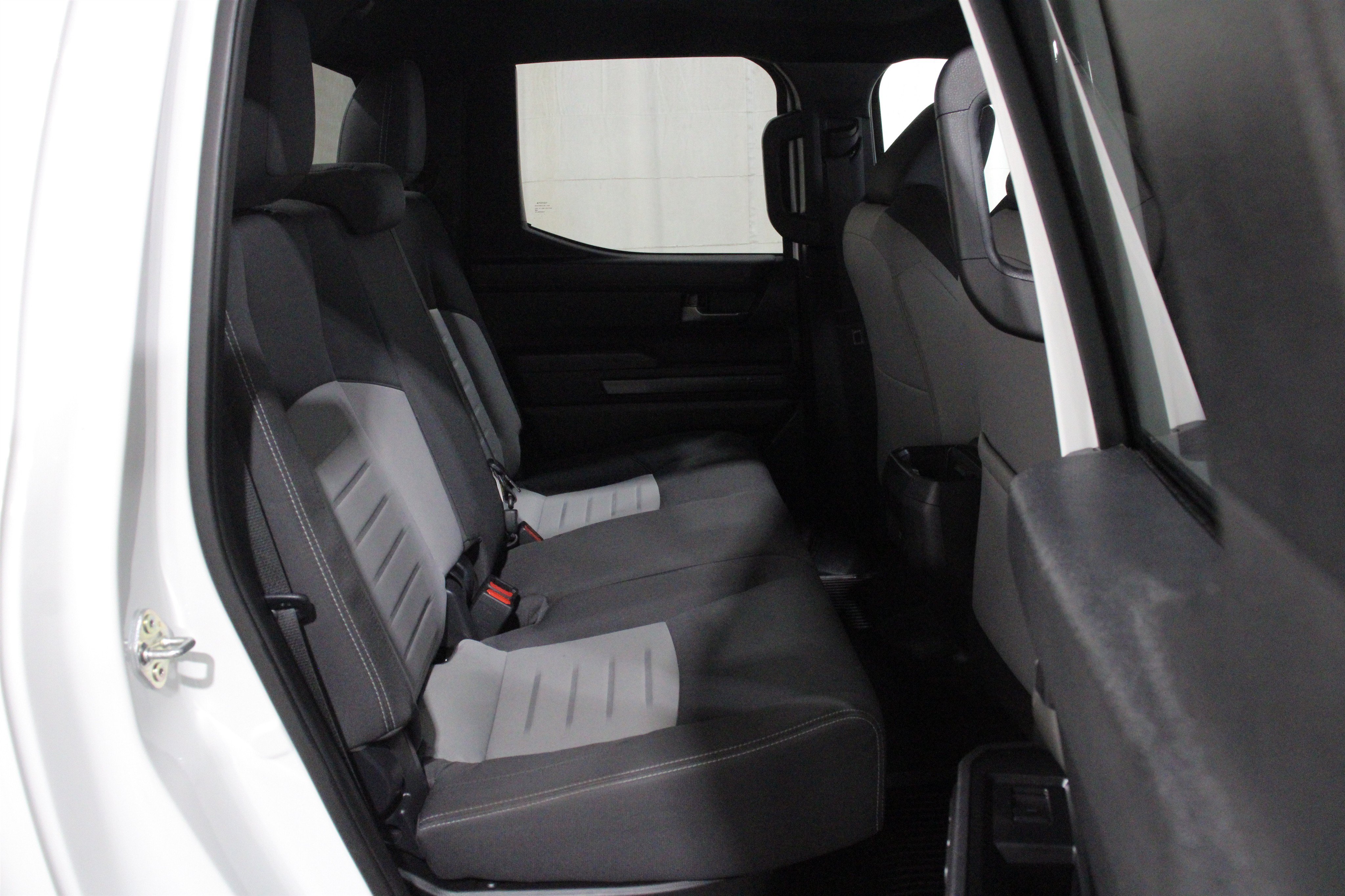 2025 Toyota Tacoma TRD Off Road - Photo 25