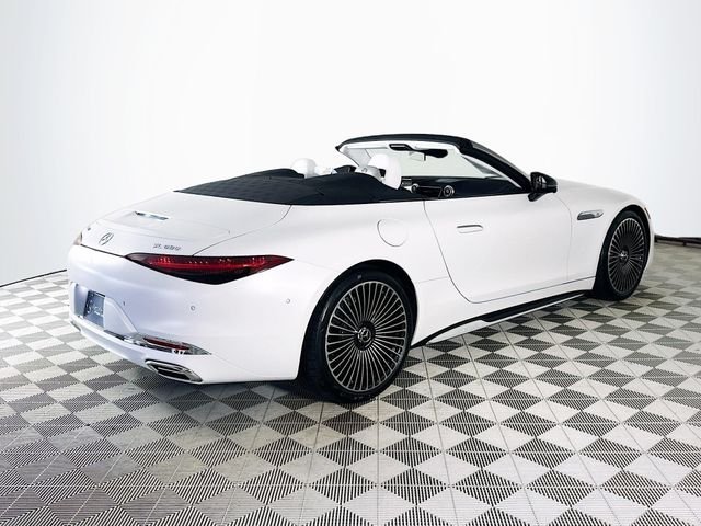 New 2026 MANUFAKTUR moonlight white magno (White Ambiance) Mercedes-Benz Maybach SL 680 image 7
