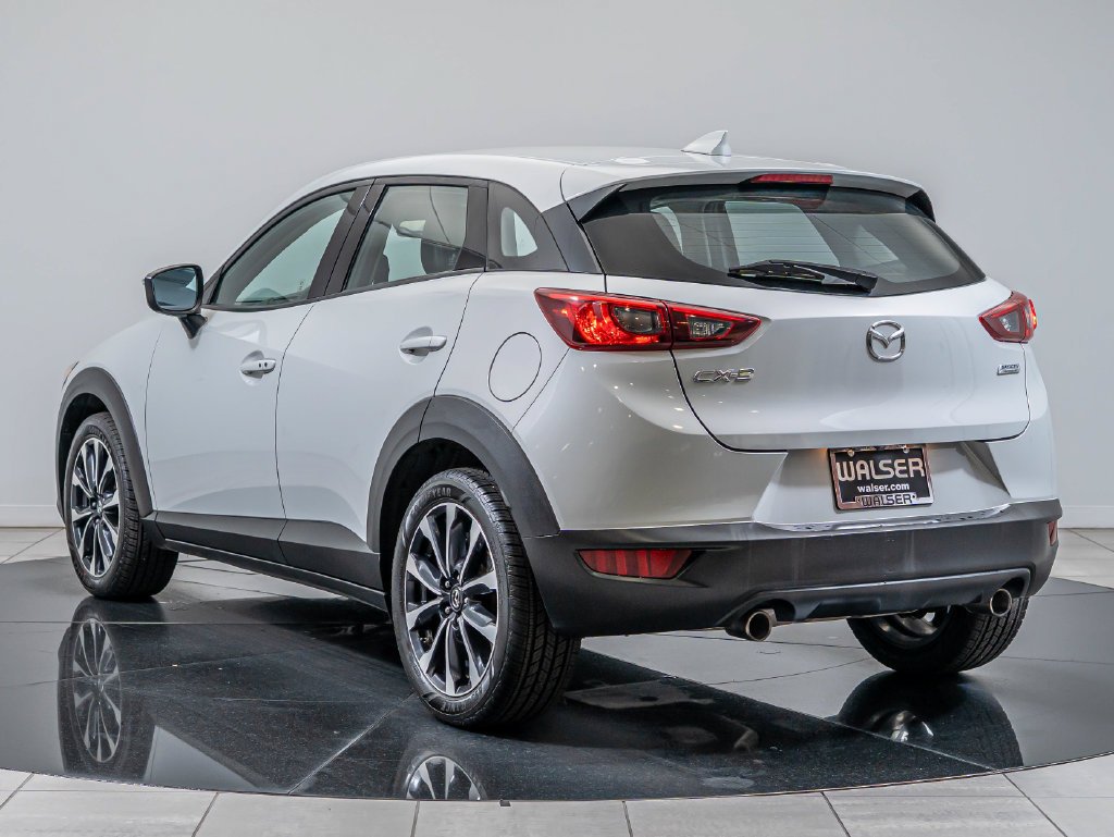 Used 2019 Ceramic Metallic Mazda Touring image 6
