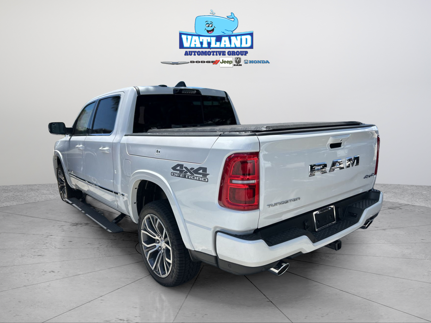 New 2026 Ivory White Tri-Coat Pearl-Coat Exterior Paint RAM Tungsten image 3