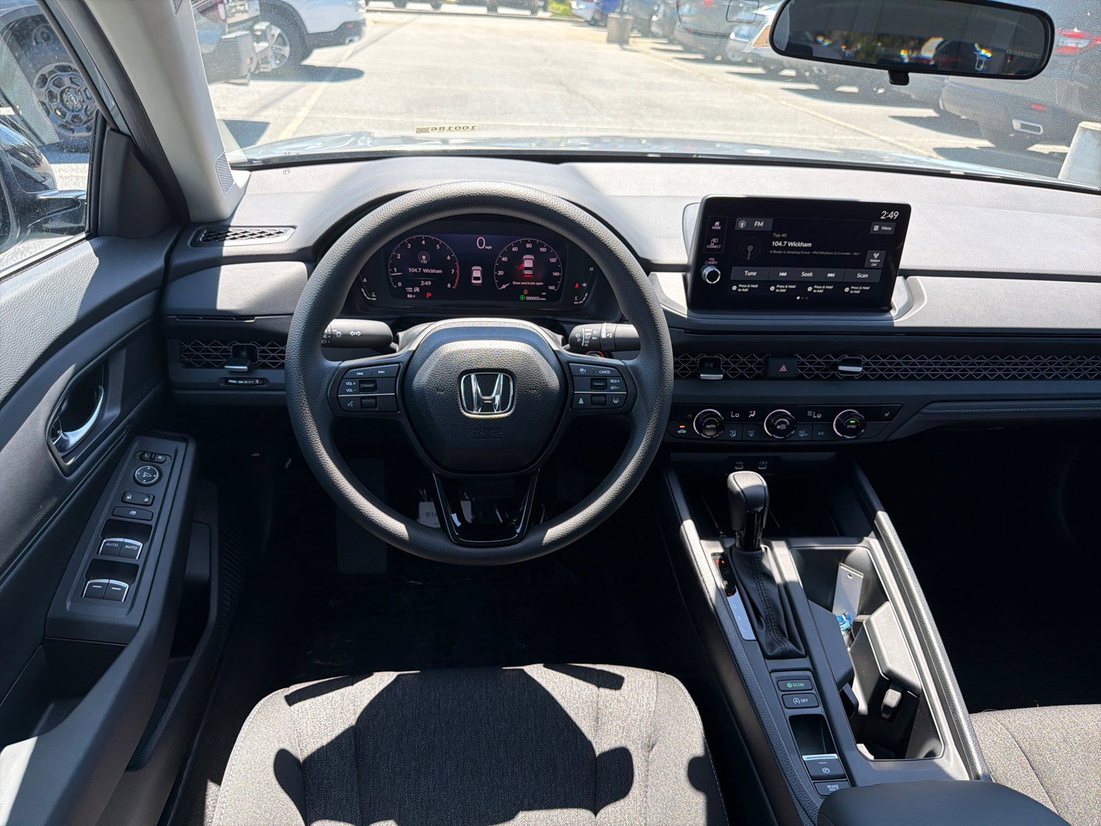 New 2026 Urban Gray Pearl Honda SE image 15