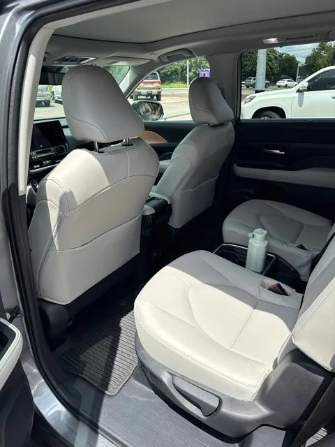 Used 2025 Gray Toyota Limited image 8