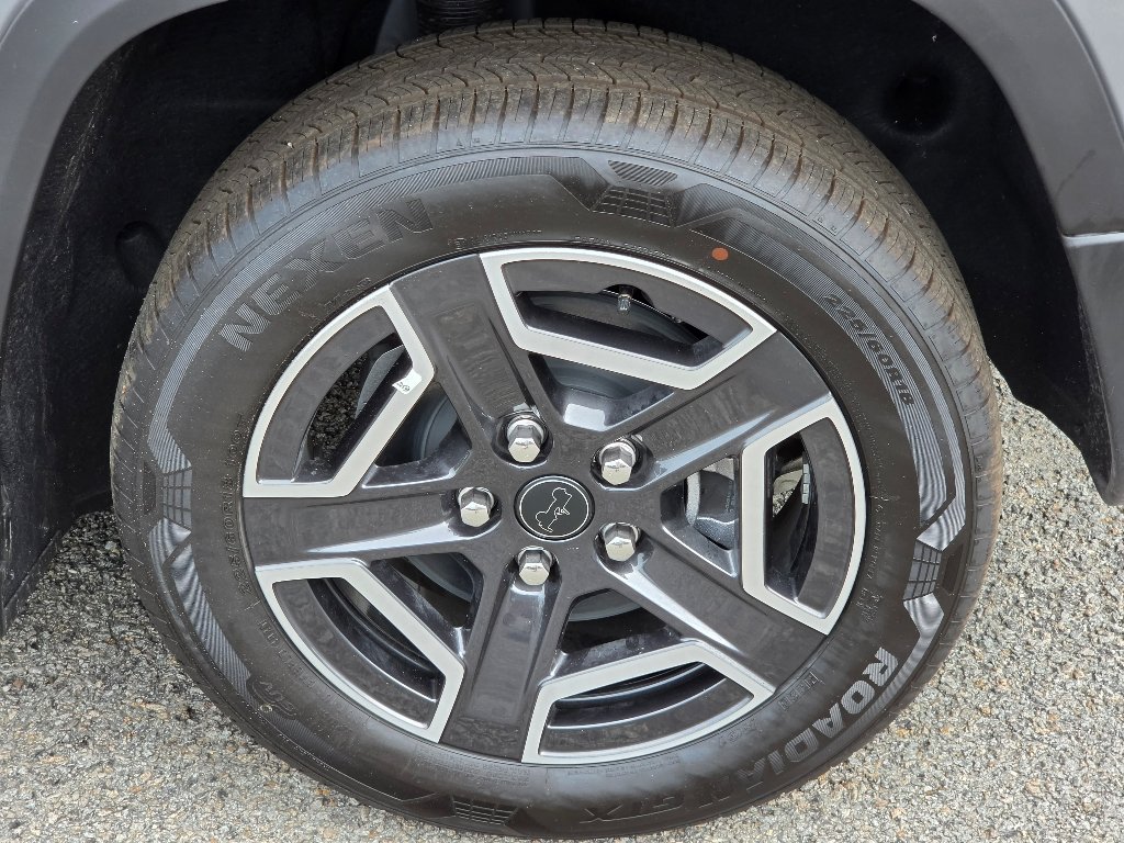 New 2026 Gray Jeep Laredo image 4