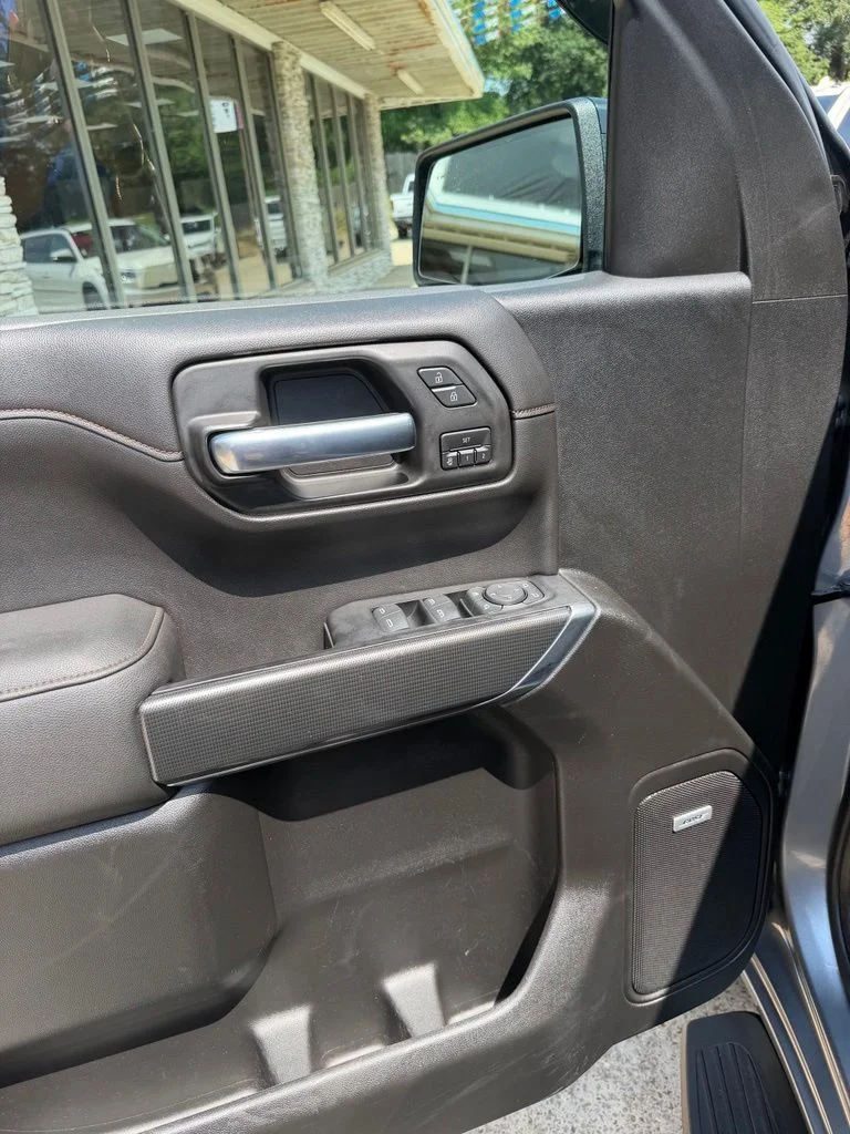 Used 2019 Gray GMC AT4 image 9