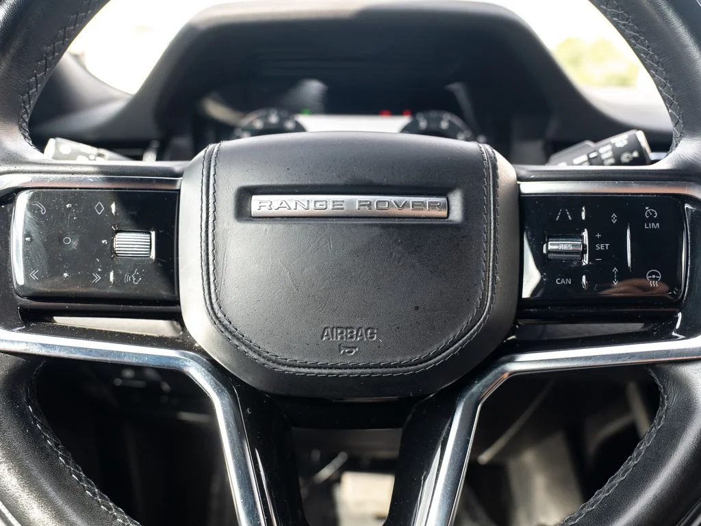 Used 2023 Black Land Rover S image 14