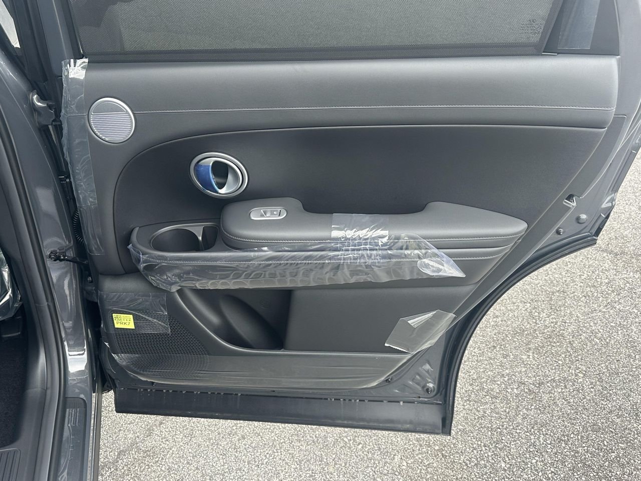 New 2027 Ecotronic Gray Pearl Hyundai Blue SEL 7P image 15