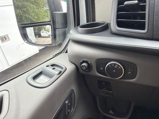 New 2026 Oxford White Ford Cargo Van image 18