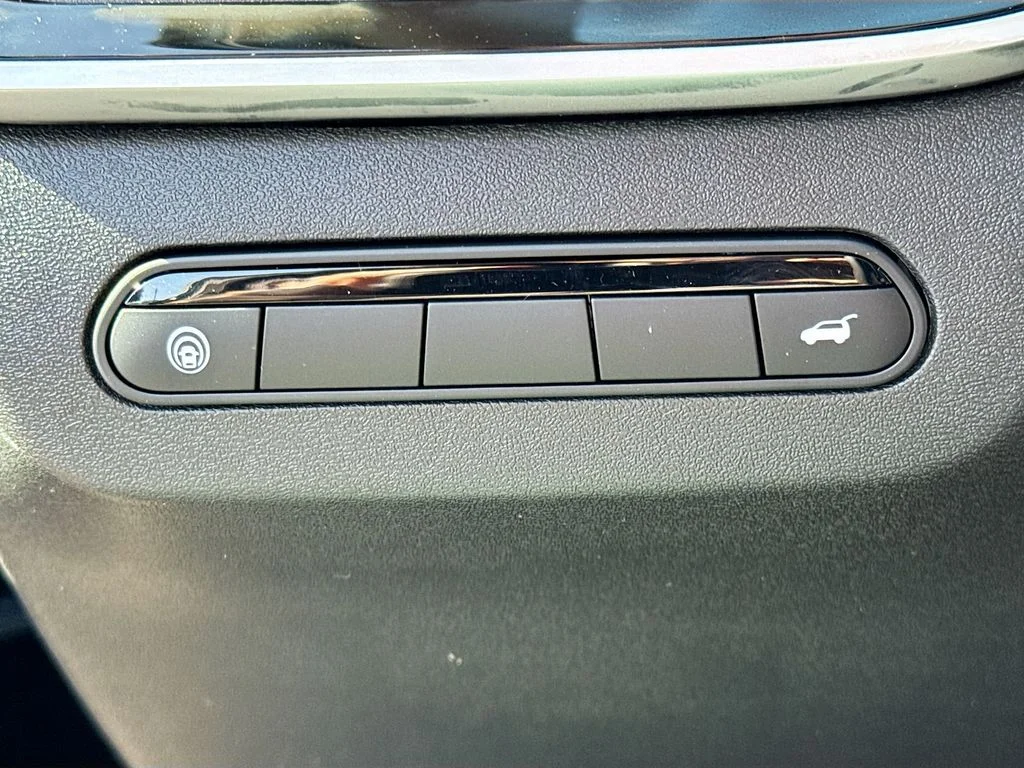 New 2027 BLACK OBSIDIAN INFINITI Pure FWD image 10