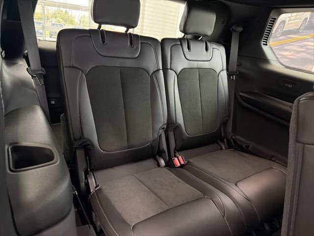 New 2026 Silver Zynith Exterior Paint Jeep Laredo image 10