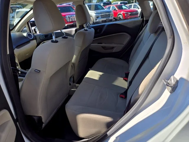 Used 2018 White Ford SE image 11