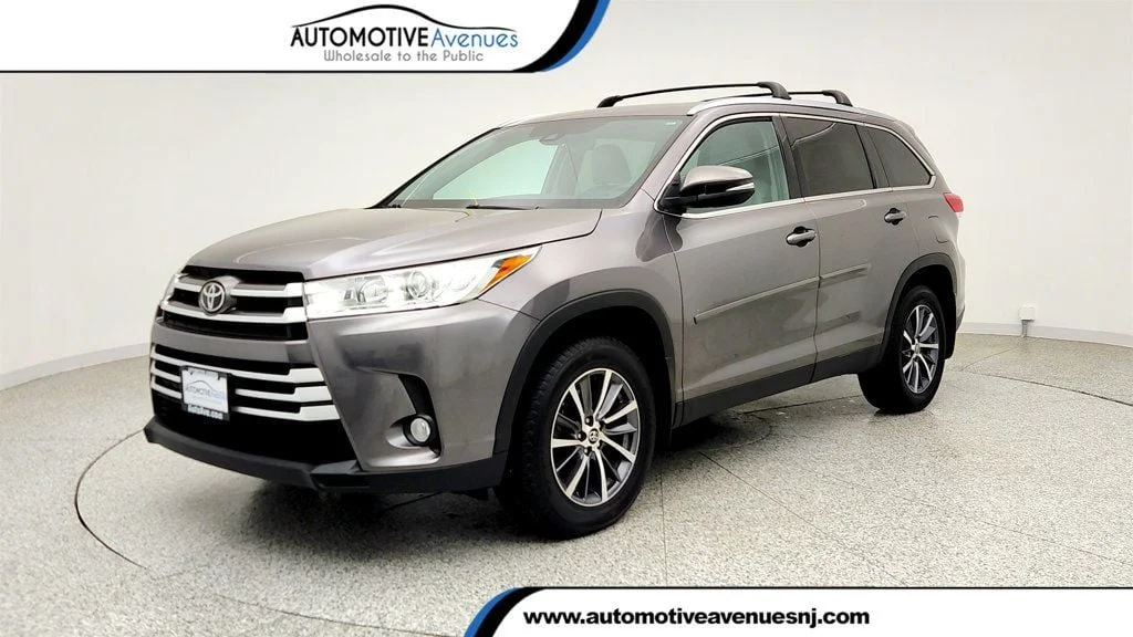 2019 Toyota Highlander XLE 4x4 V6's photo
