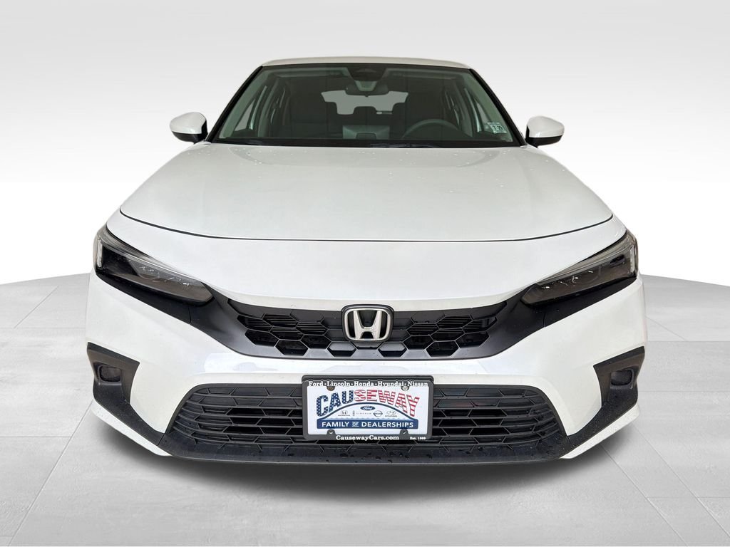 Used 2024  Honda LX image 2
