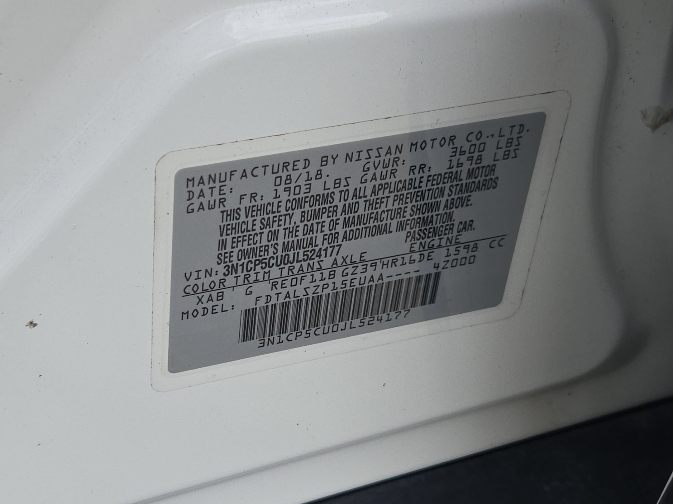 Used 2018 Aspen White / Super Black Nissan SV image 30