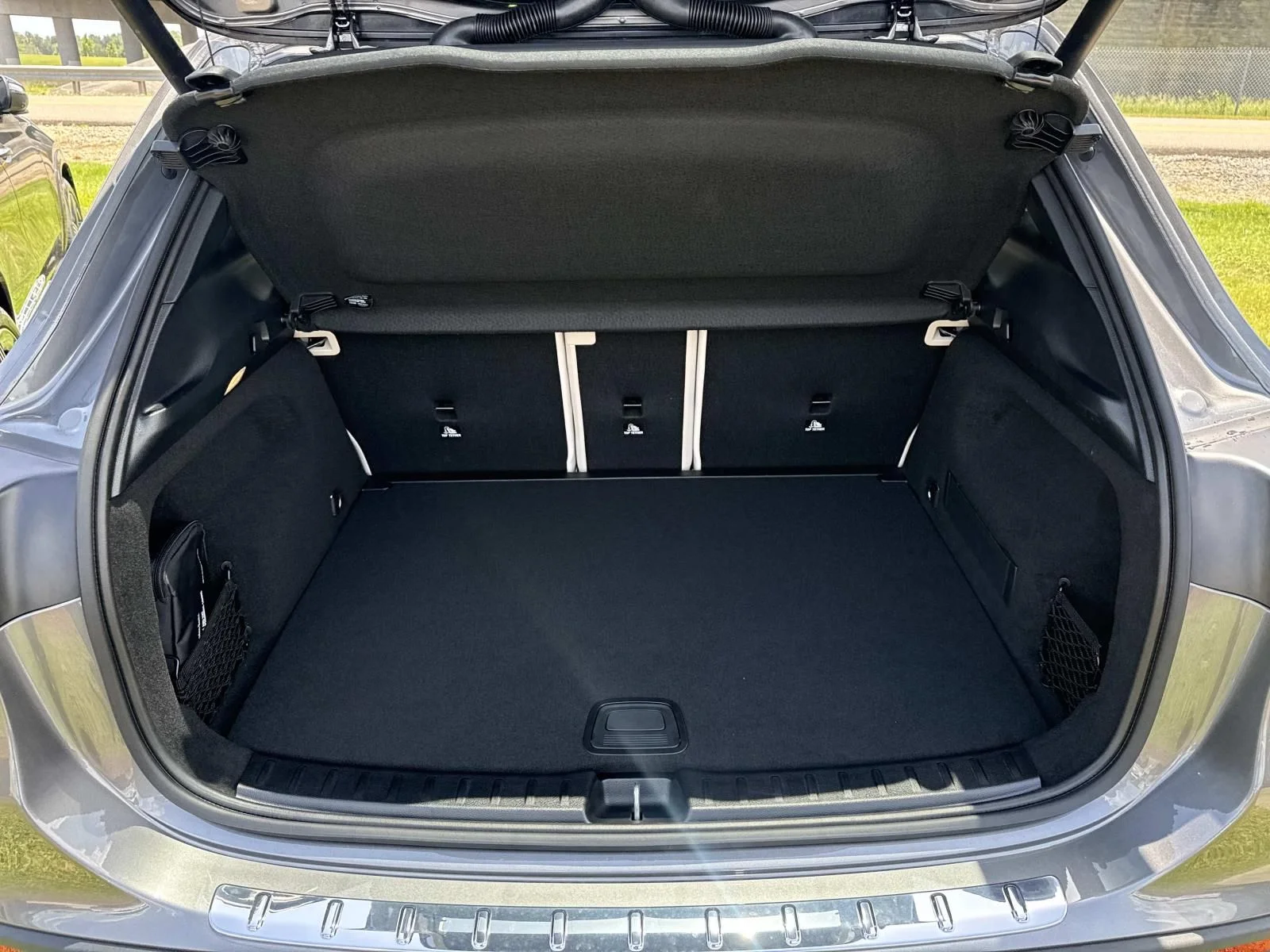 New 2026 Gray Mercedes-Benz GLA 250 image 6
