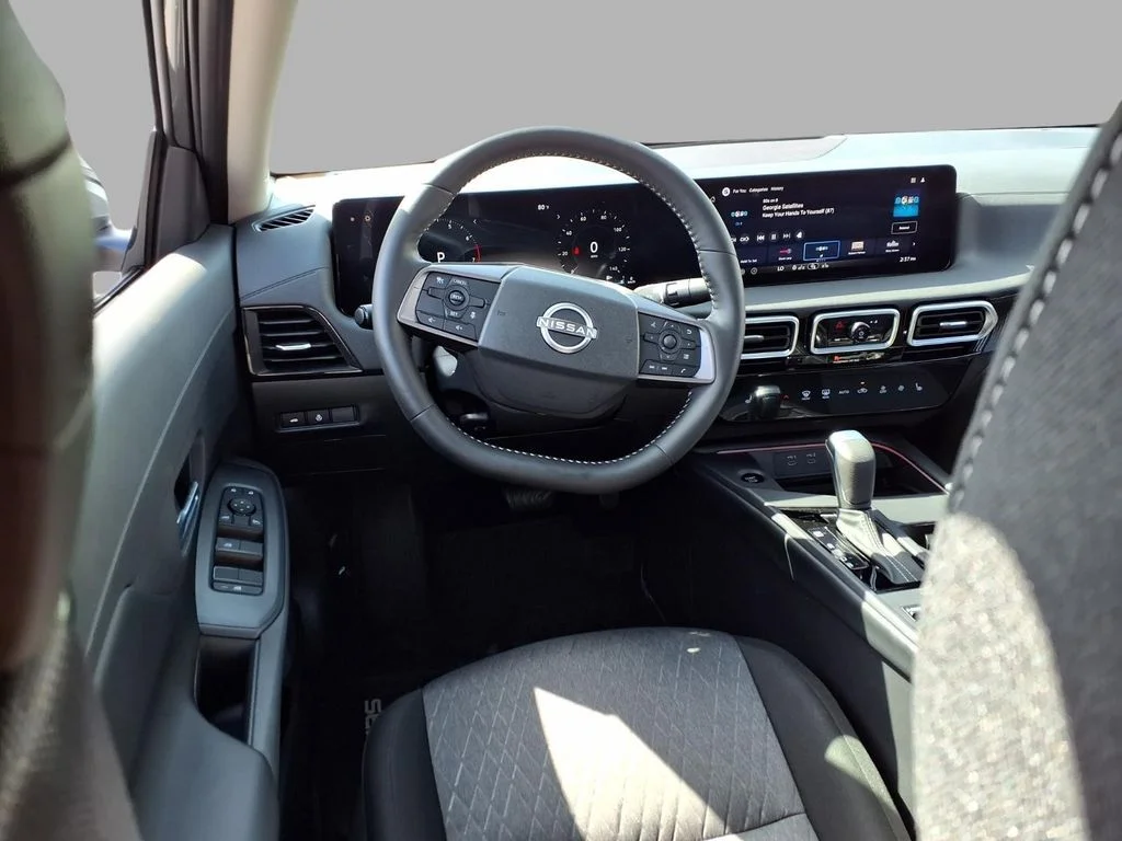 Used 2026 Gray Nissan SV image 4
