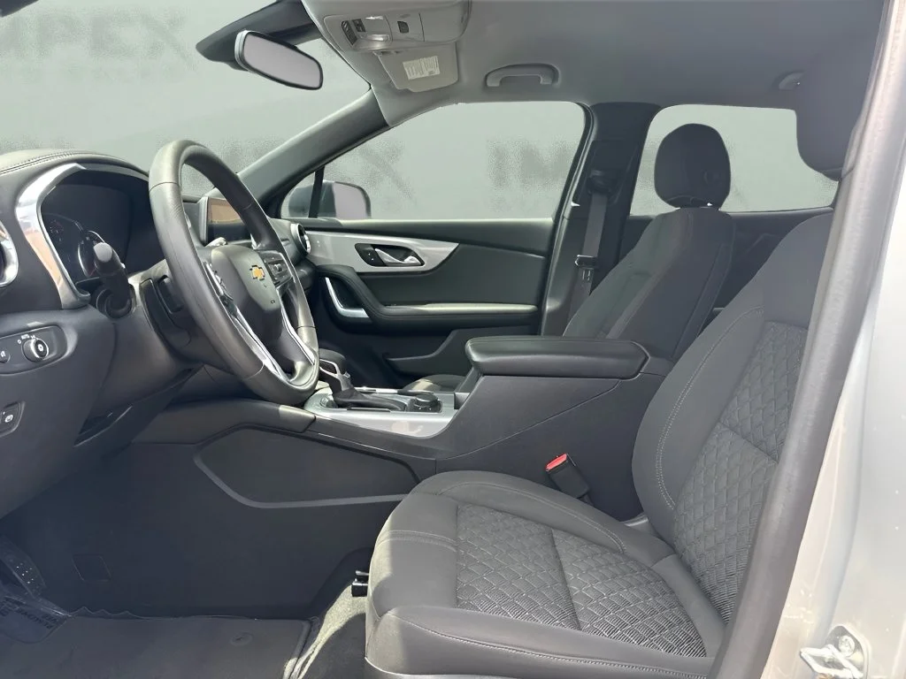 Used 2022 Silver Chevrolet LT image 18