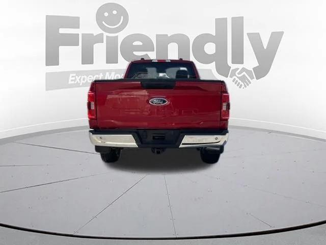 Used 2022 Red Ford XLT image 10