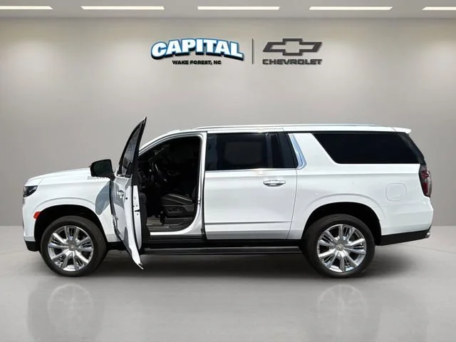 Used 2024 Summit White Chevrolet High Country image 13