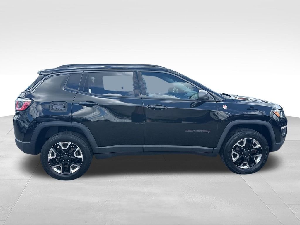 Used 2018 Black Jeep Trailhawk image 6