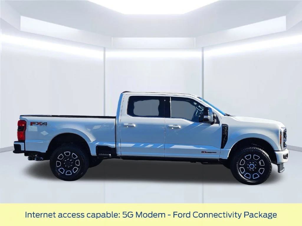 New 2027 White Ford Platinum image 24