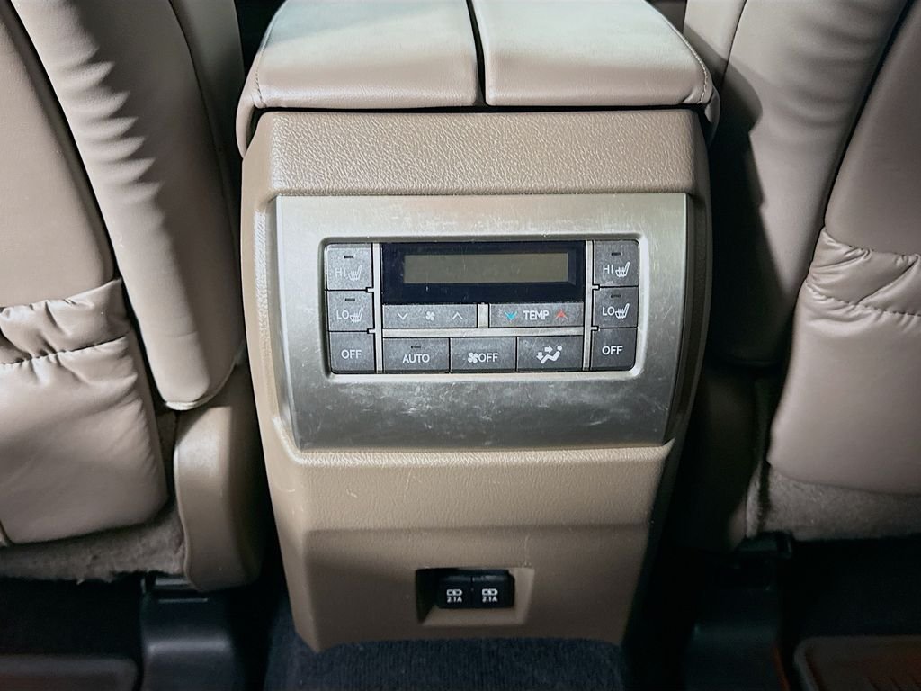 Used 2020 White Lexus 460 image 26